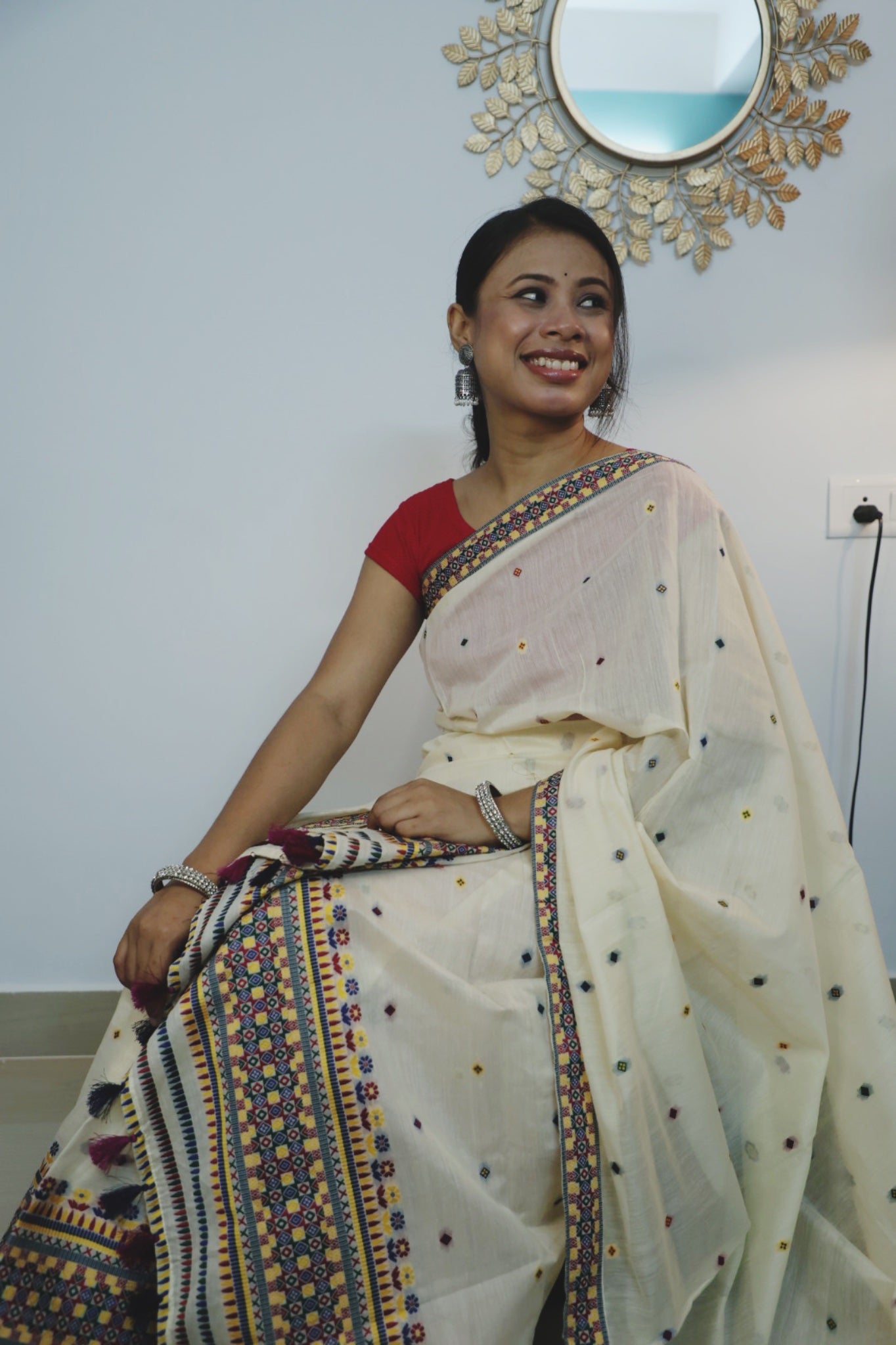 sunshine off white Mekhela cador